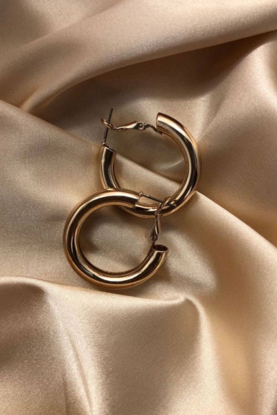 gold earrings 💍