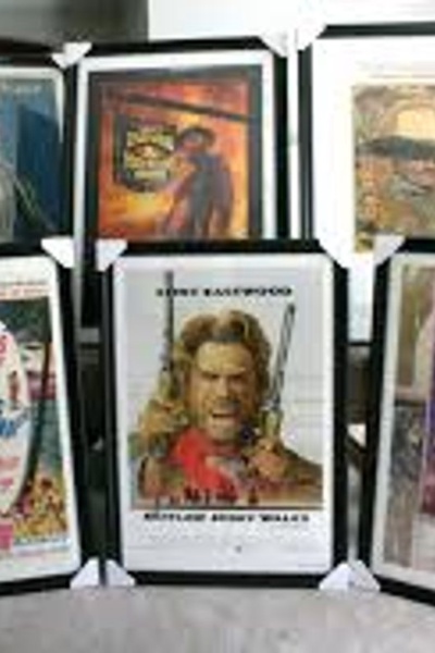Classic film poster frame set 🖼️