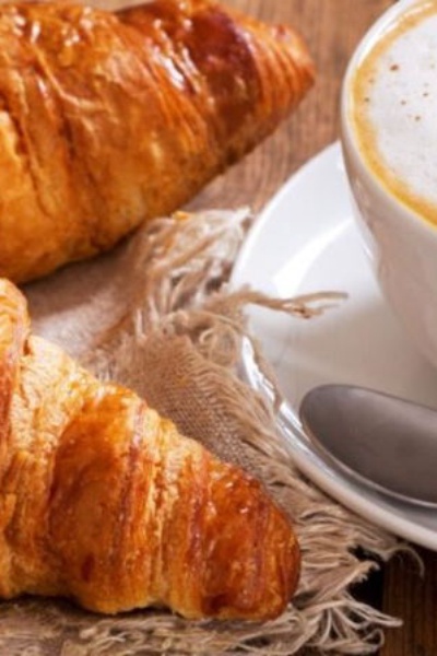 Сoffee with a croissant 😋